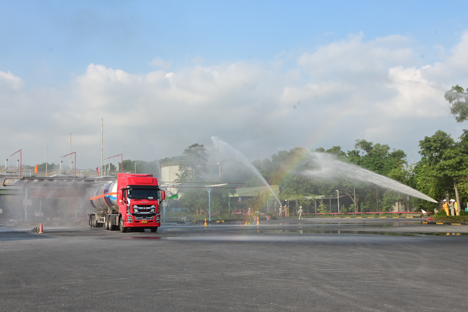 Cụm doanh nghiệp an toàn PCCC Sở Dầu: Thực tập phương án chữa cháy và cứu nạn, cứu hộ